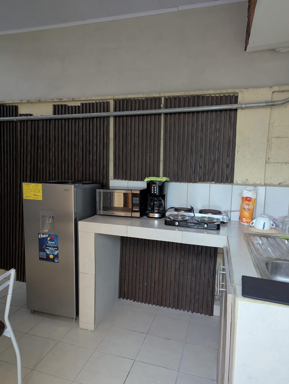 Dining area, kitchen