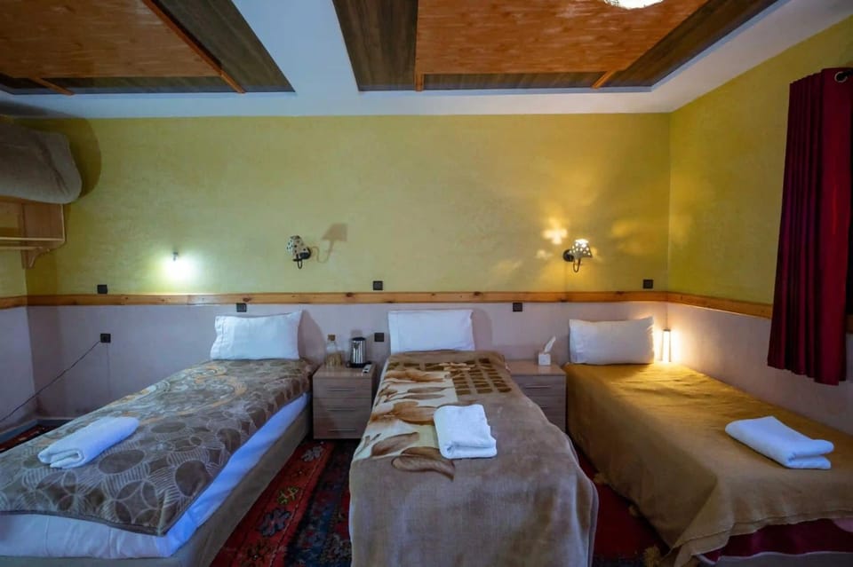 Imlil Oasis -Oasis D'imlil - Bed and Breakfast in Marrakesh-Safi