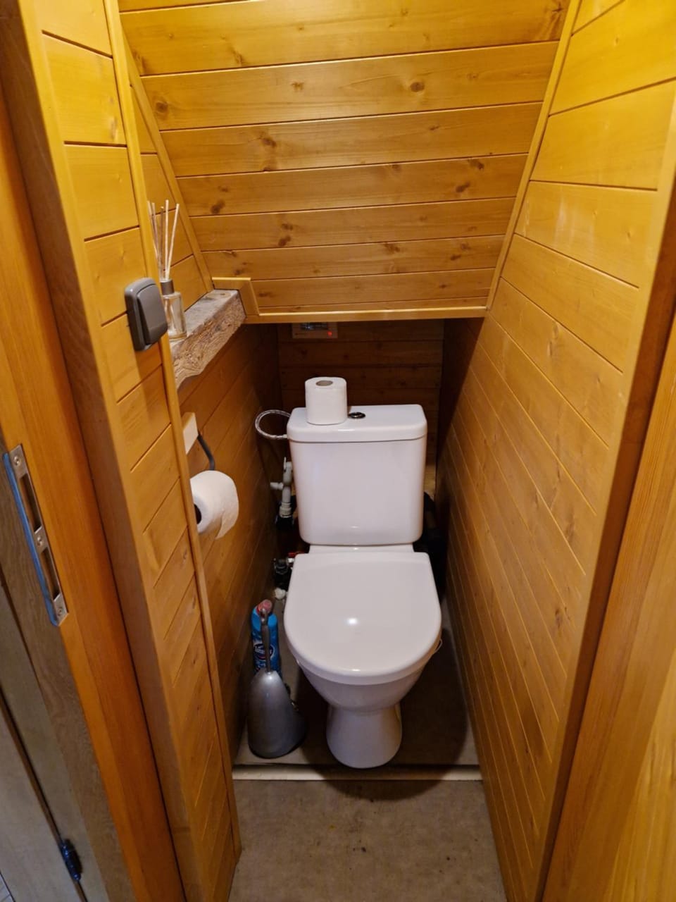 Toilet