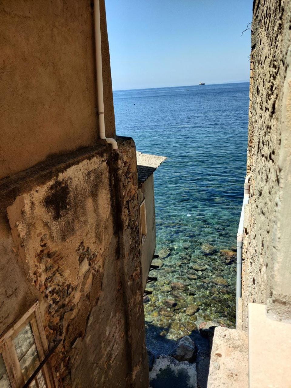 Property building, Natural landscape, Sea view