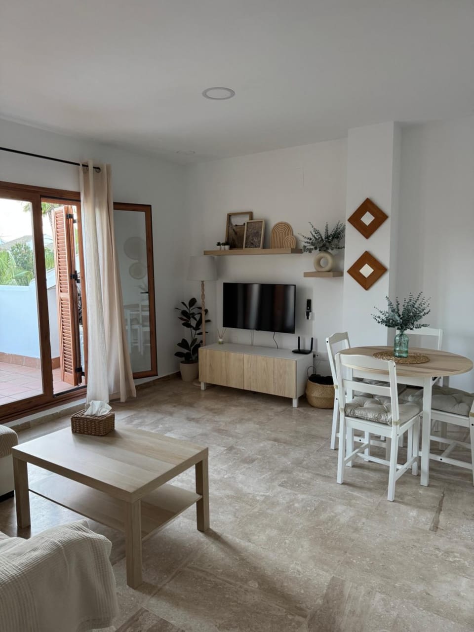 Lounge or bar
