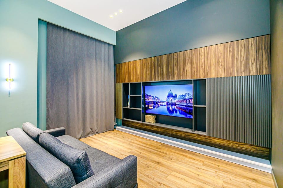 Communal lounge/ TV room, TV and multimedia, Living room, Seating area