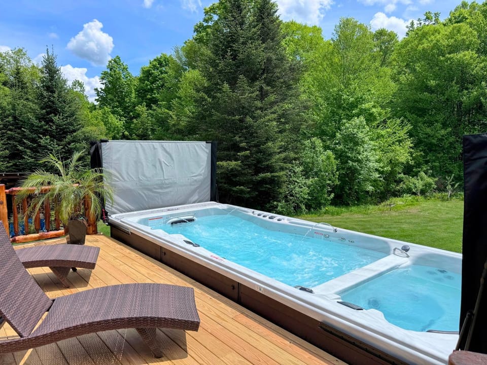 1800WM WM dream home in National Forest House in Carroll