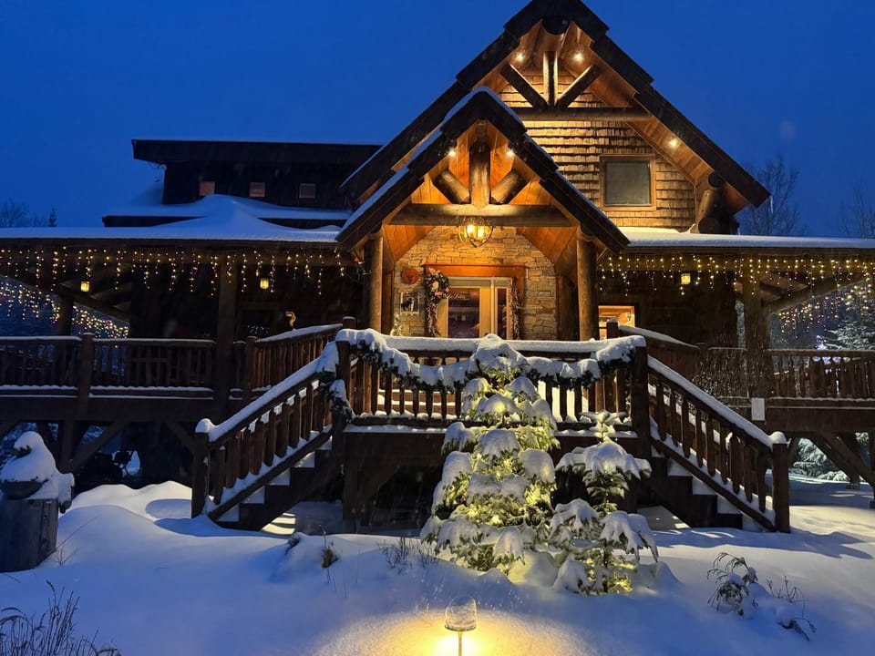 1800WM WM dream home in National Forest House in Carroll