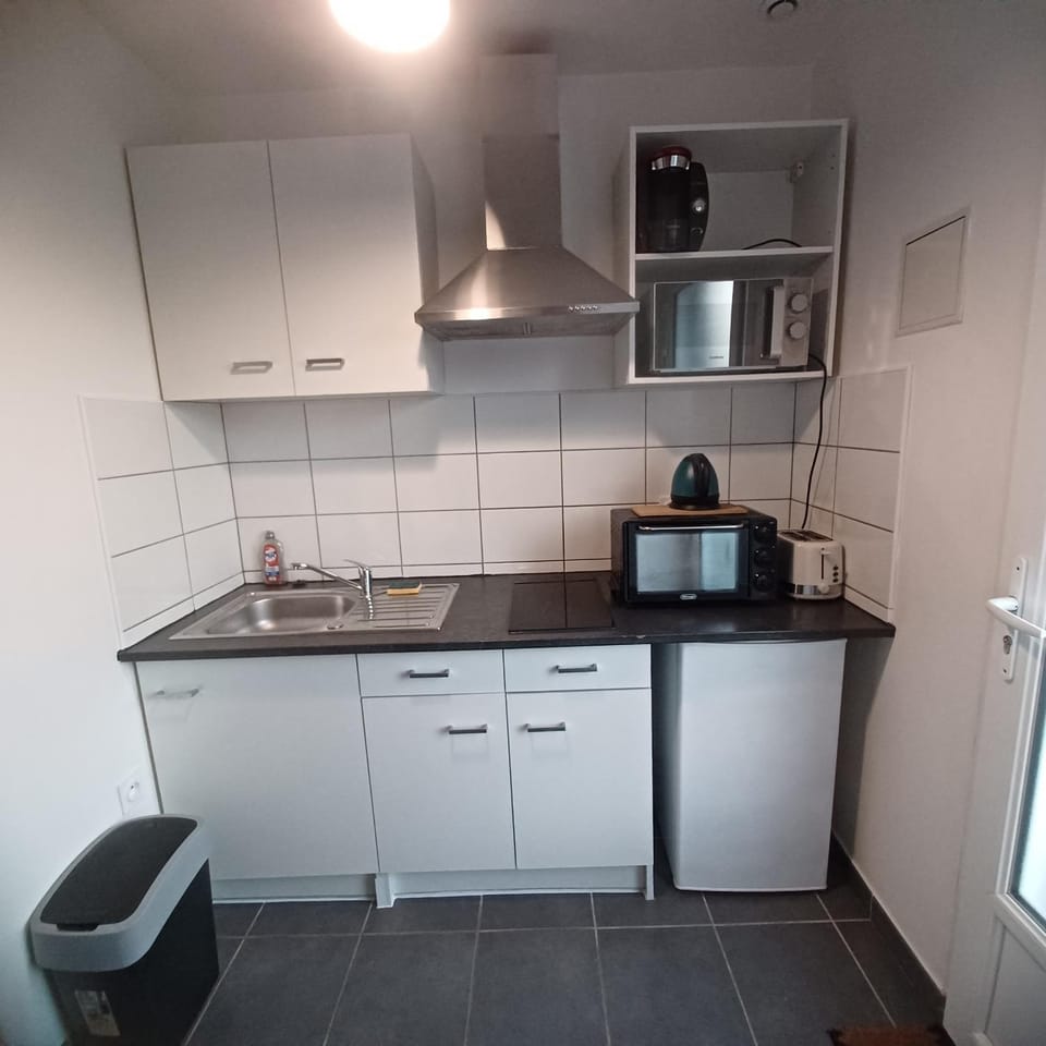 Studio cosy 10 min des plages Apartment in Brittany