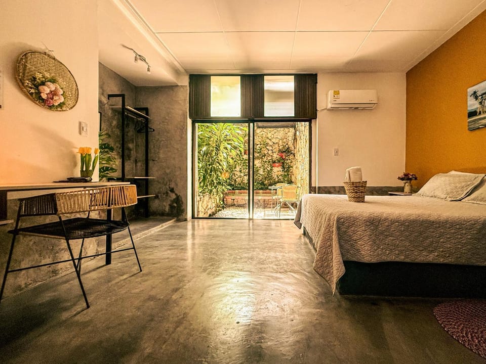 Patio, Bed, Balcony/Terrace, Photo of the whole room, Bedroom, air conditioner