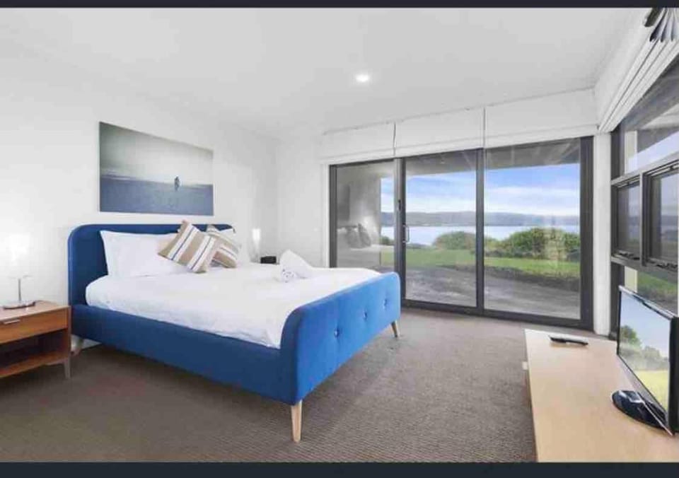 Villa by the sea , Apollo Bay Villa in Apollo Bay