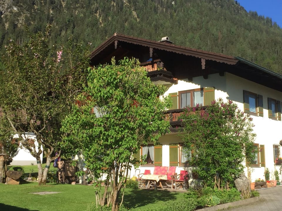 Ferienwohnungen Hölzl Apartment in Schönau am Königssee