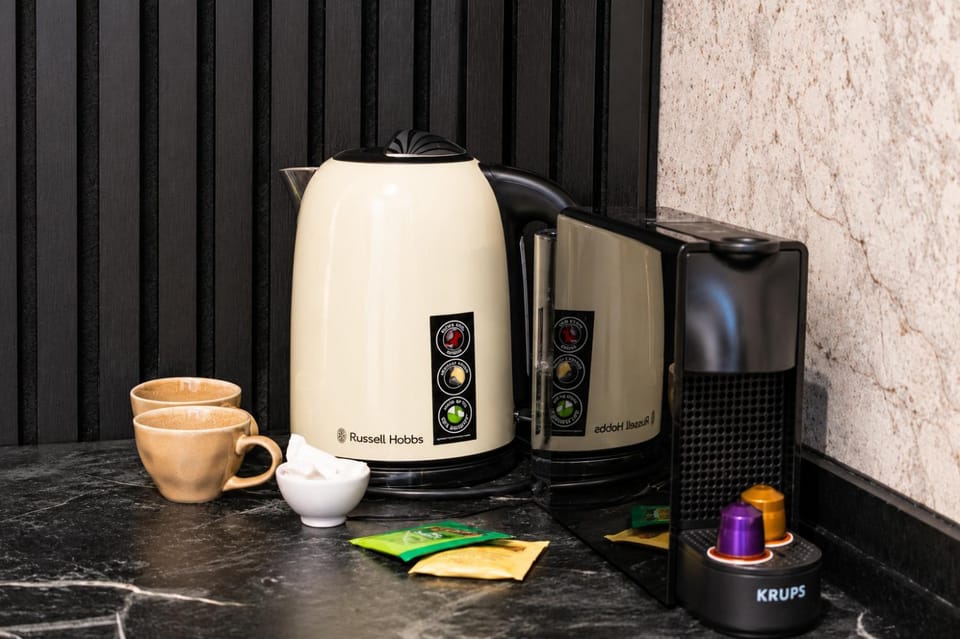 Coffee/tea facilities, Kitchen or kitchenette, toaster