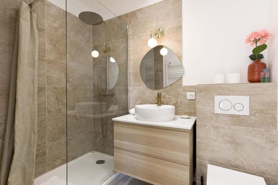 Astéria - cosy, moderne, clim, 15mn Palais&Plages Apartment in Cannes