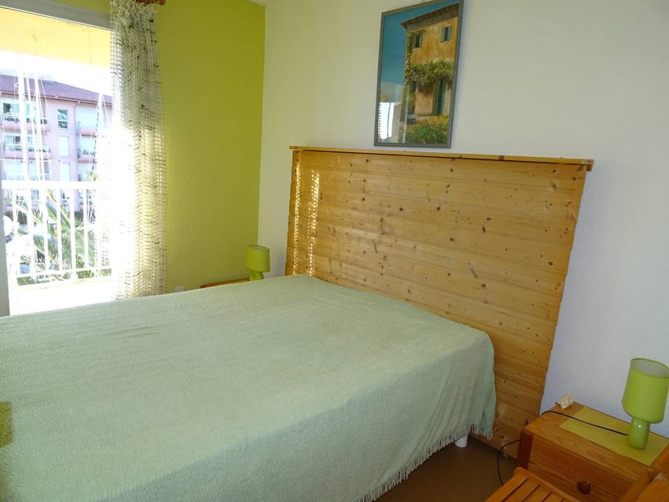 Appartement vue sur port avec parking et animaux admis - FR-1-833-6 Apartment in Canet-en-Roussillon