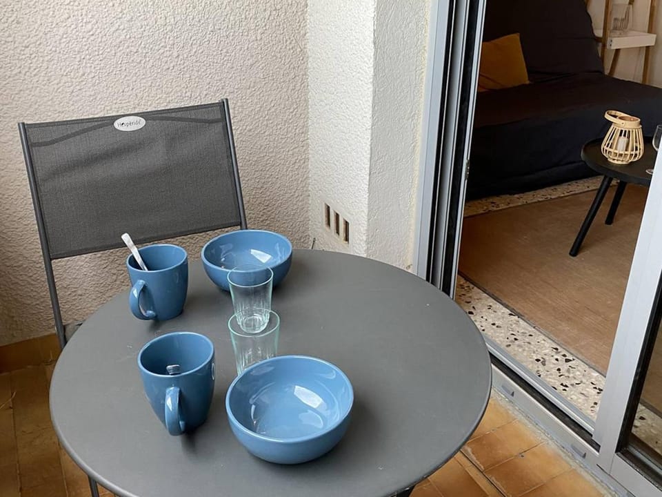 Studio avec Parking Privé au Port de Canet - FR-1-833-12 Apartment in Canet-en-Roussillon