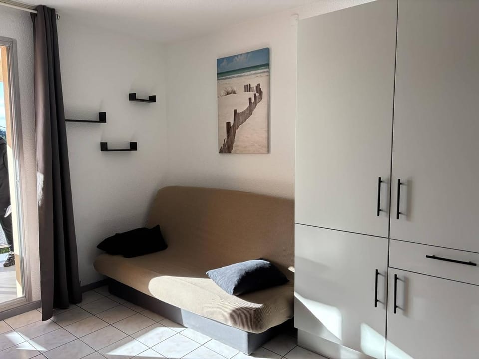 Studio avec Terrasse et Parking à Canet-en-Roussillon - FR-1-833-9 Apartment in Canet-en-Roussillon