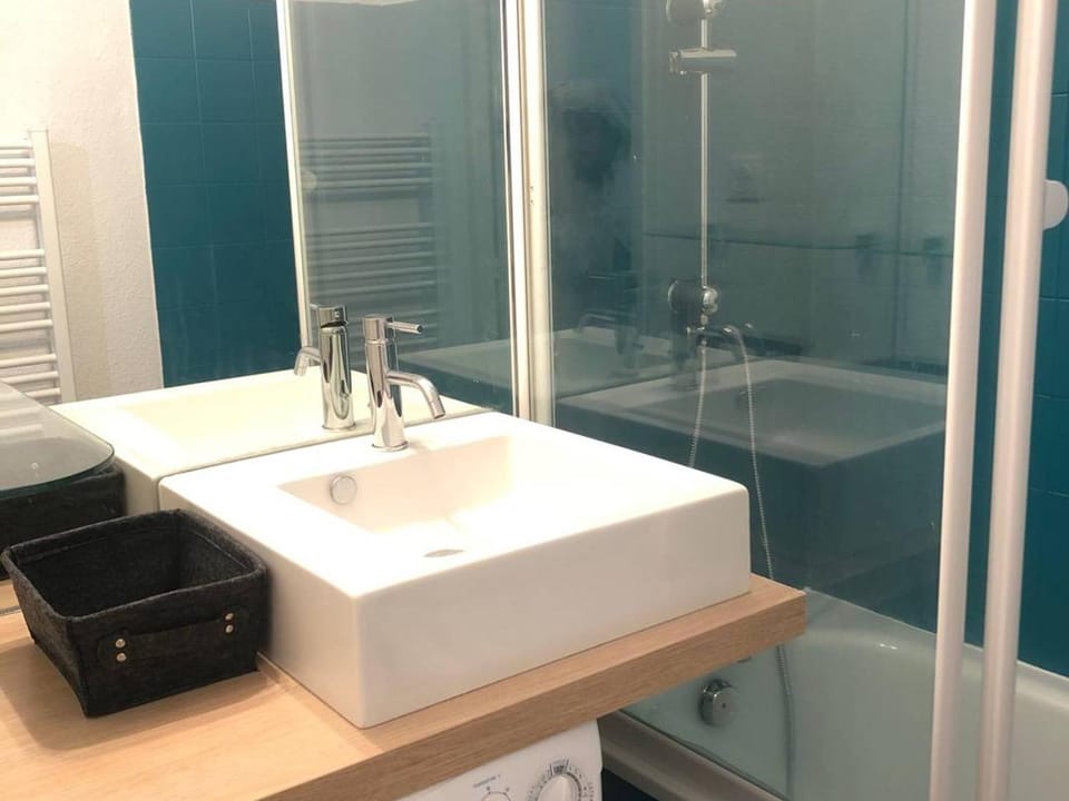 Studio Cosy avec Balcon, Animaux Acceptés, 4 Pers. - FR-1-833-22 Apartment in Canet-en-Roussillon