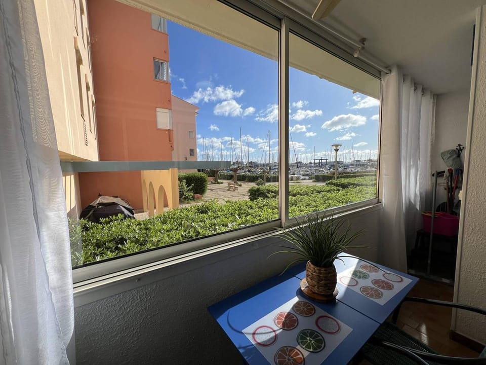 Appartement 2 pièces avec Parking - 4 personnes, Port Leucate - FR-1-81-637 Apartment in Leucate
