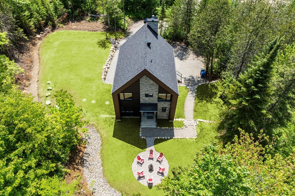 La Belle Montagne Ski & Spa Luxury Mountain Escape Villa in Quebec