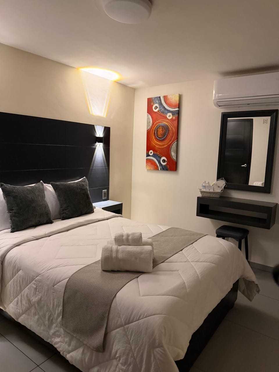 Photo of the whole room