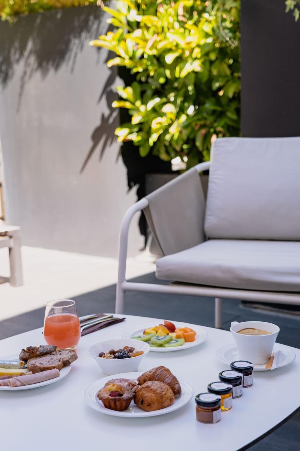 Continental breakfast, Continental breakfast