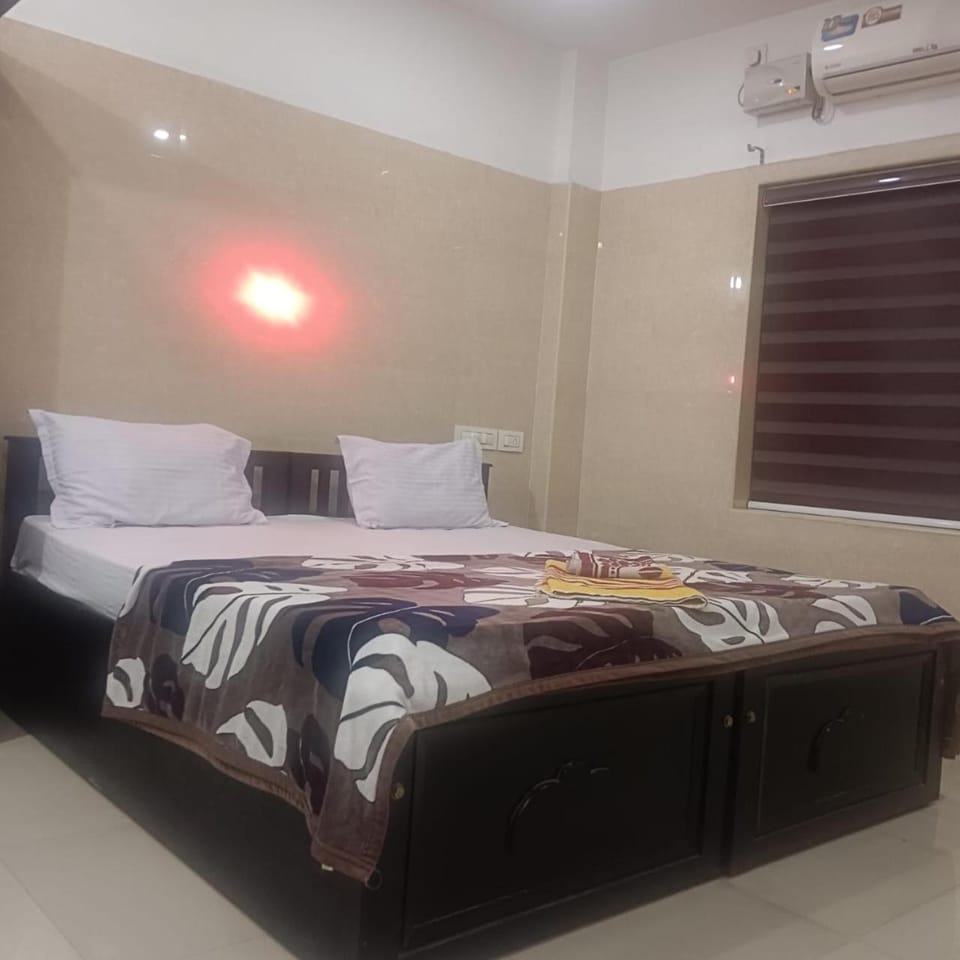 Edayattu Arcade Golden Tourist Home Motel in Kerala