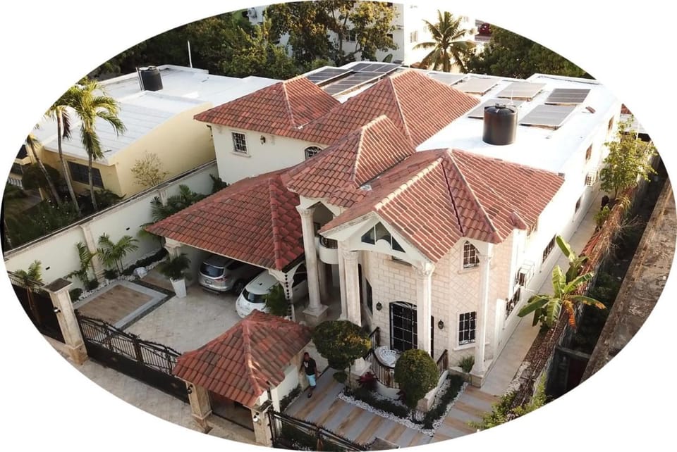 Property building, Day, Bird's eye view, Parking