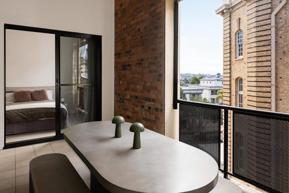 The River Loft Apartment in Bulimba
