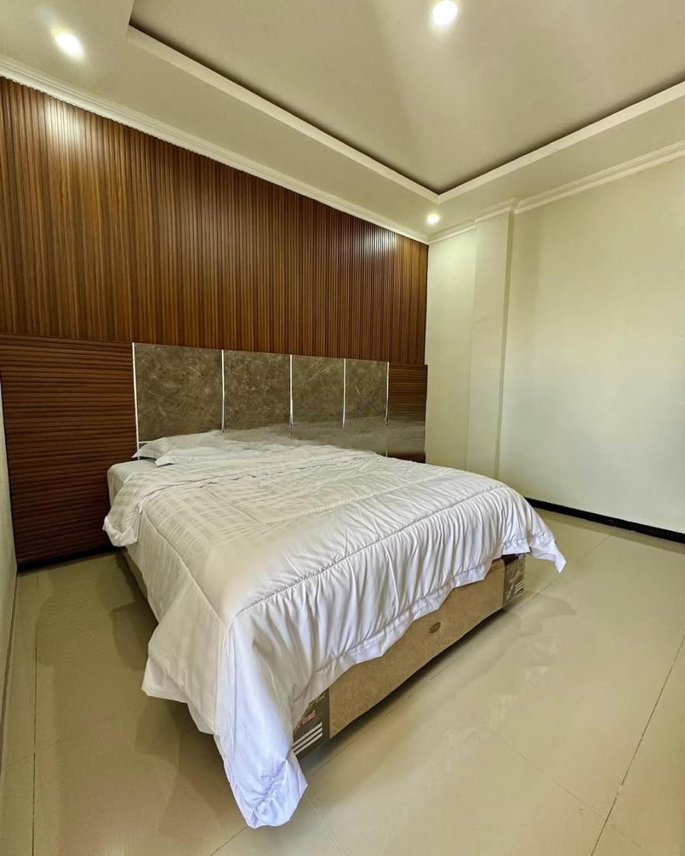 Villa putih 10 kamar Villa in Batu