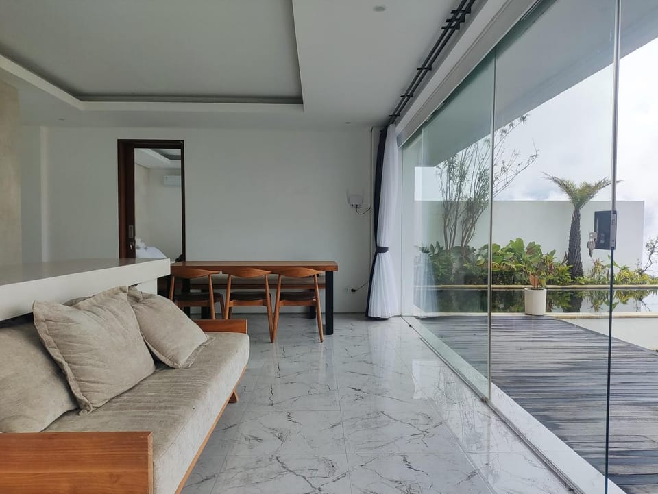 Living room, Seating area, Dining area, kitchen