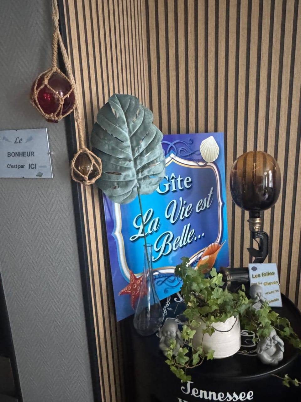 Property logo or sign