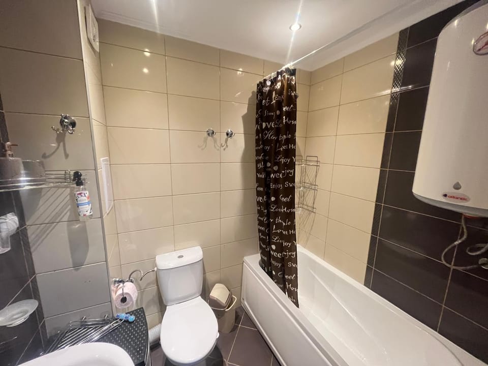 Toilet, Bathroom, Bath, towels