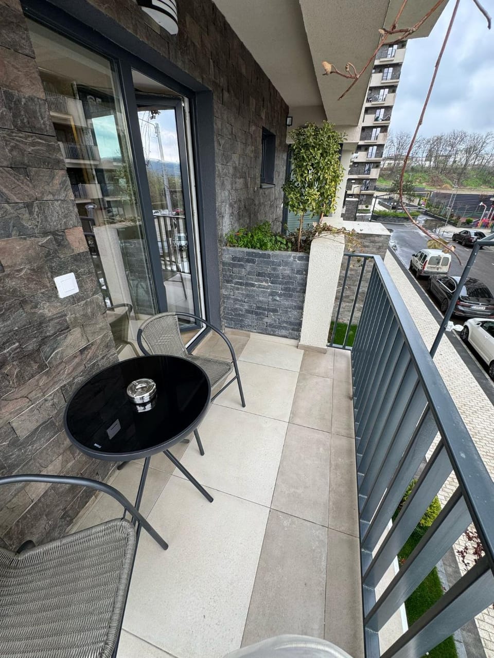 Property building, Patio, Day, View (from property/room), Balcony/Terrace, Parking