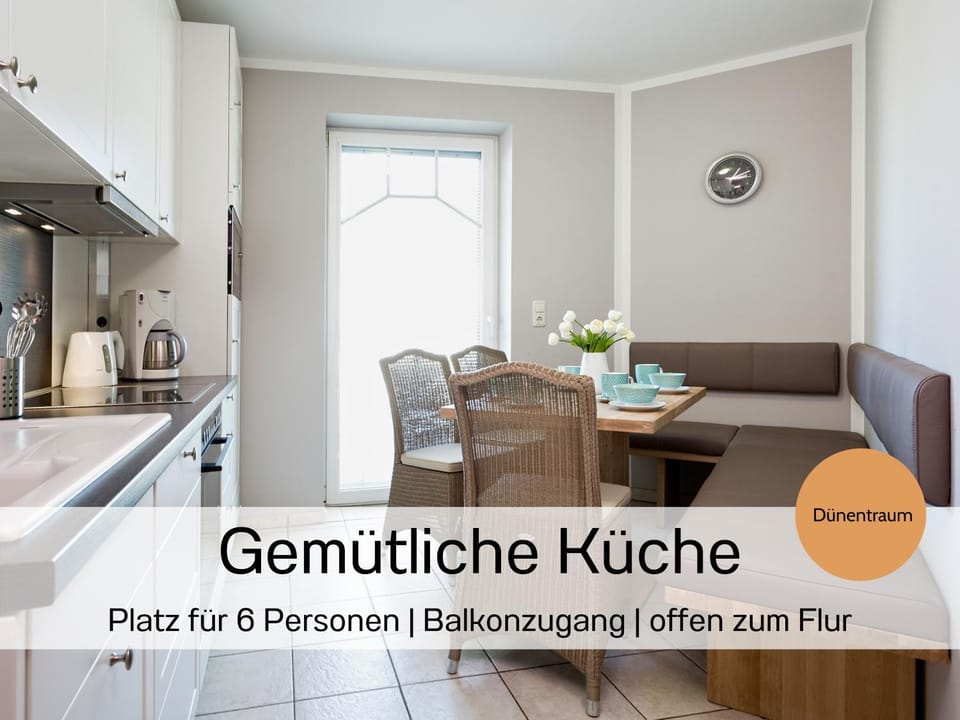 Kitchen or kitchenette, Seating area, Dining area