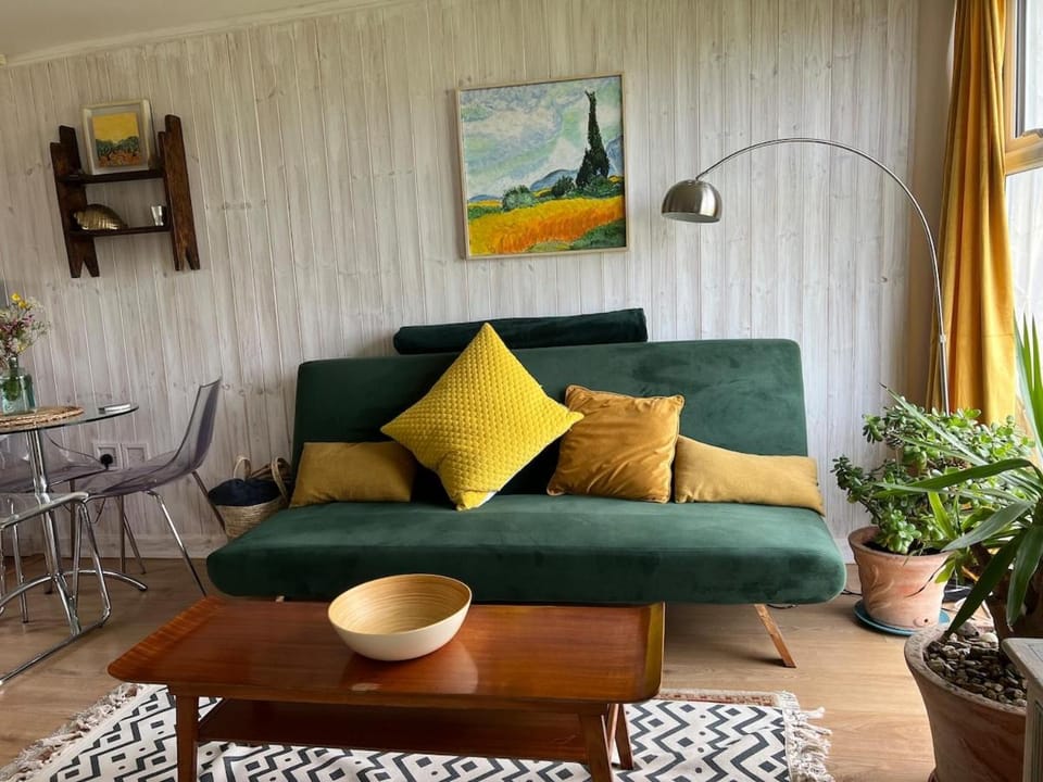 Cassajossy Apartment in England