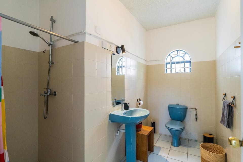 Mont Choisy Lodge 7 Rooms, Large Pool, 2 Min Walk to Beach House in Trou-aux-Biches
