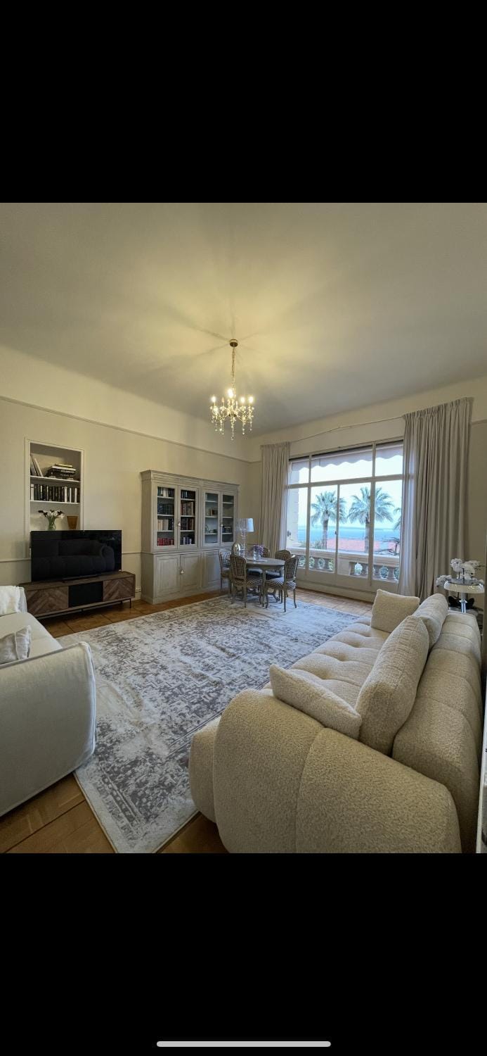 Parc Continental Apartment with sea view Apartment in Cannes