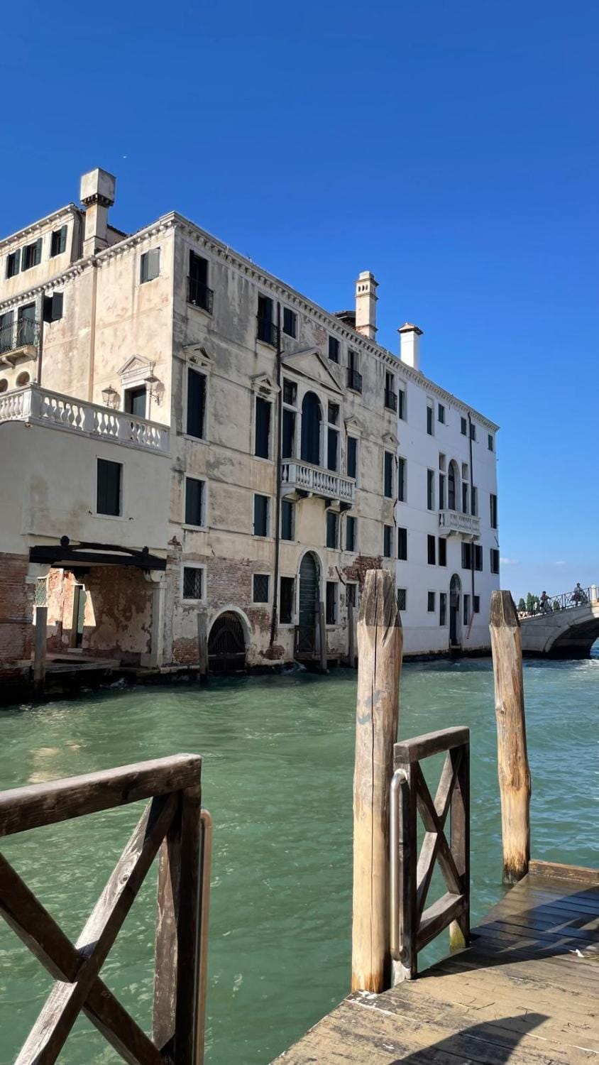 Residenza Stardust Suite with Canal View Apartment in Venice