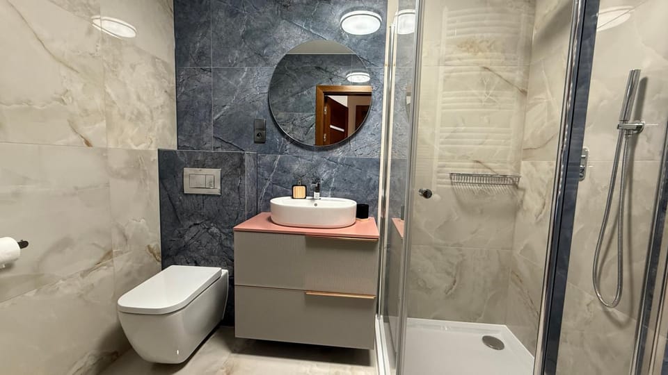 Nowa Dzielnica Cztery Apartamenty przy Tężni Apartment in Lesser Poland Voivodeship