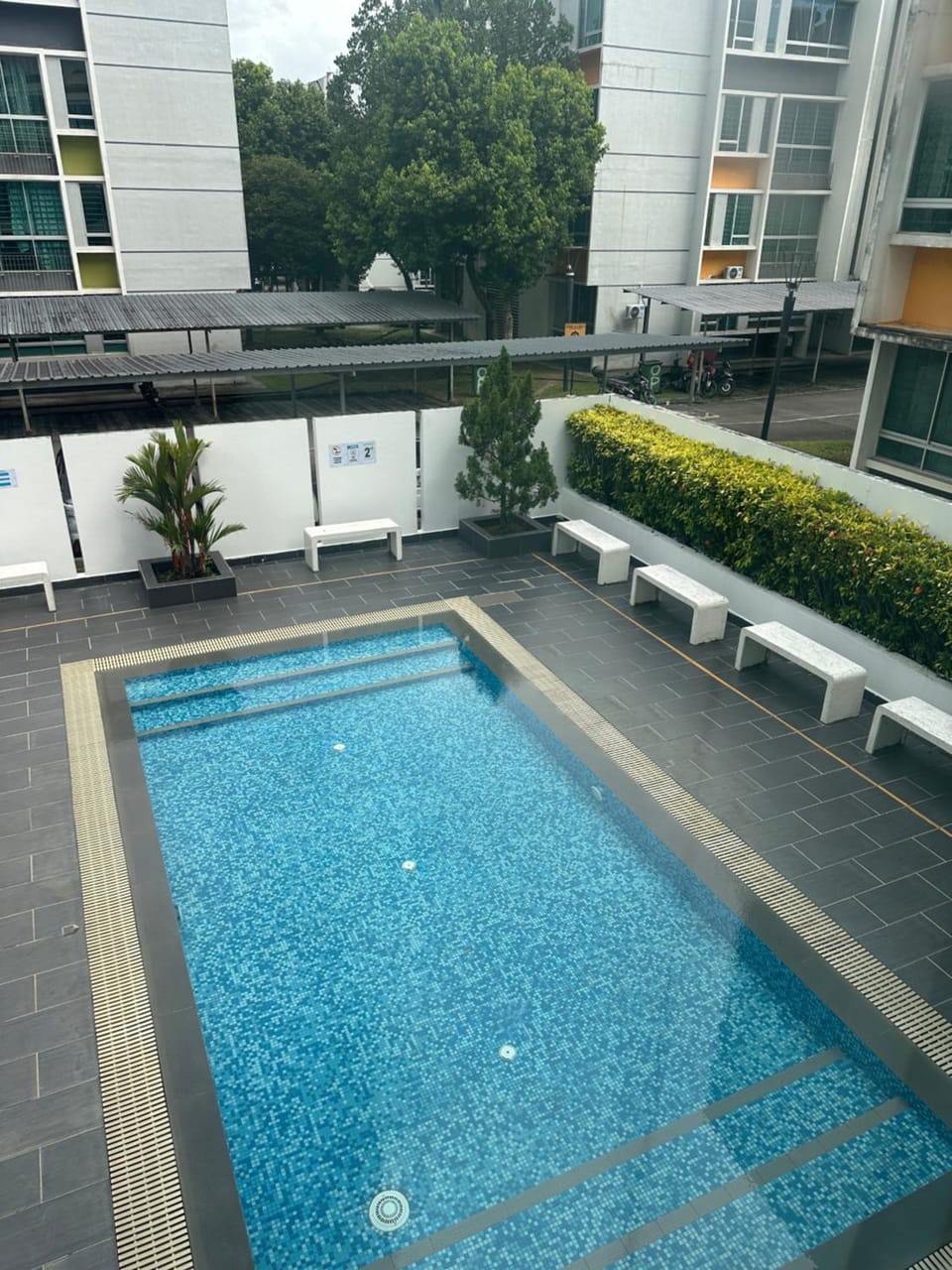 Property building, Swimming pool
