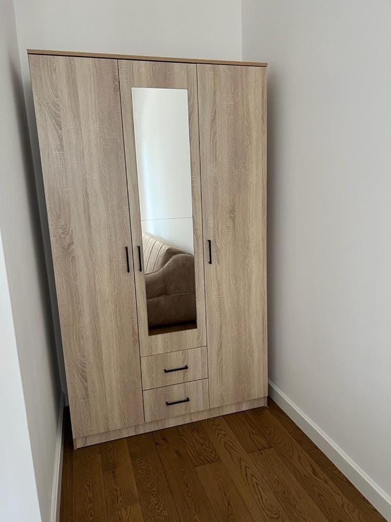 Bed, Photo of the whole room, Bedroom, wardrobe