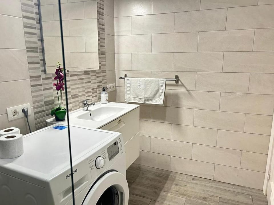 Modern One Bedroom Flat In Yucca Park Apartment in Costa Adeje