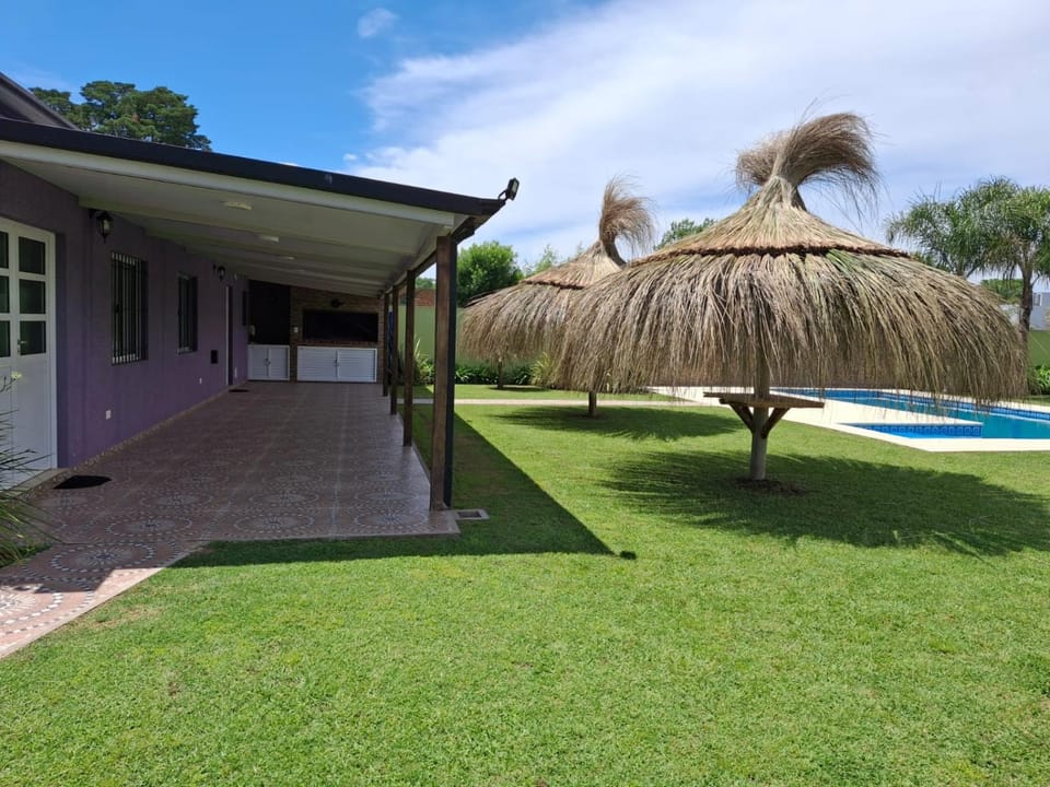Quinta TRI-VAL House in Lobos