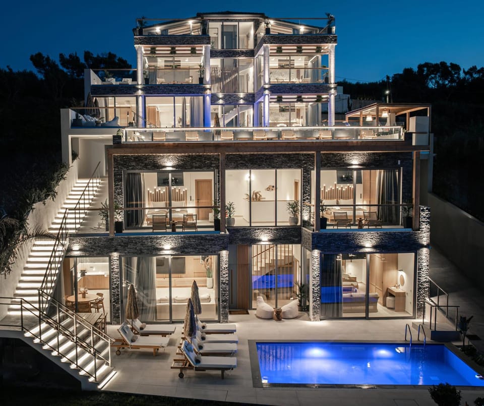 Property building, Swimming pool