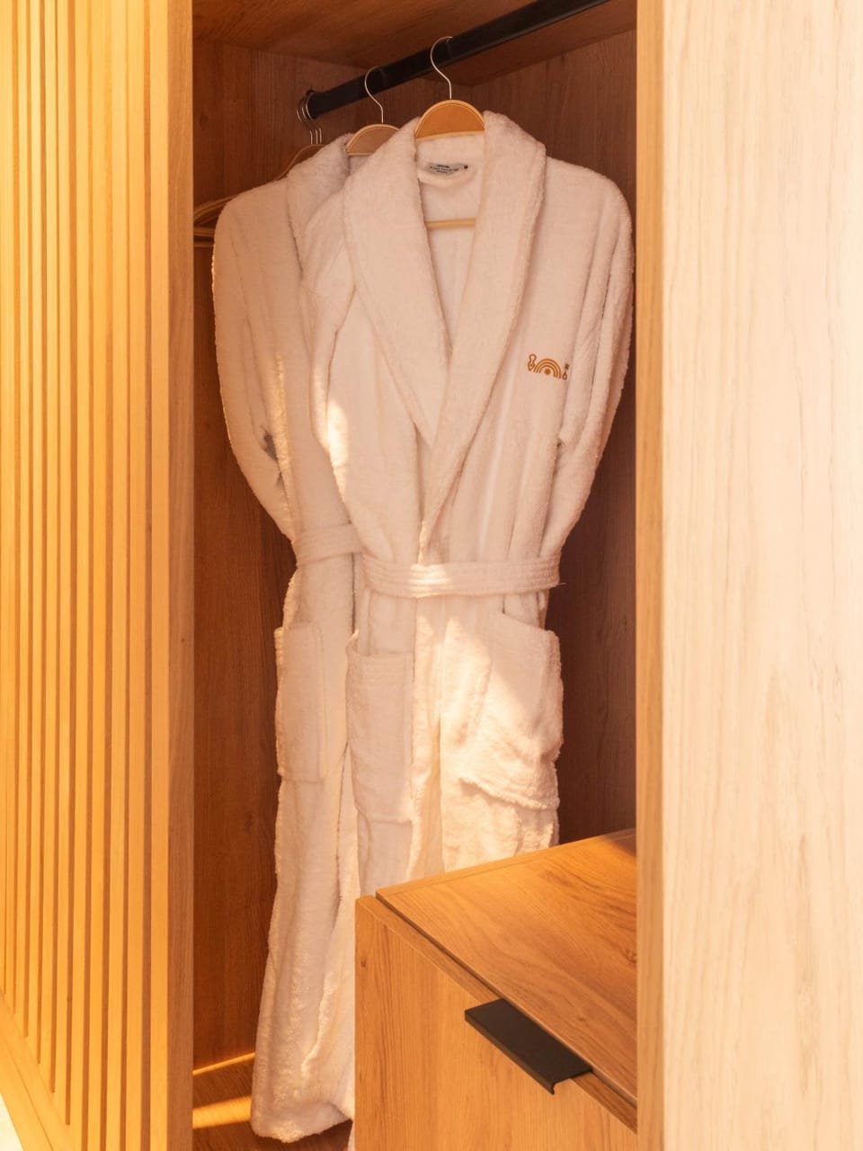 Bedroom, wardrobe