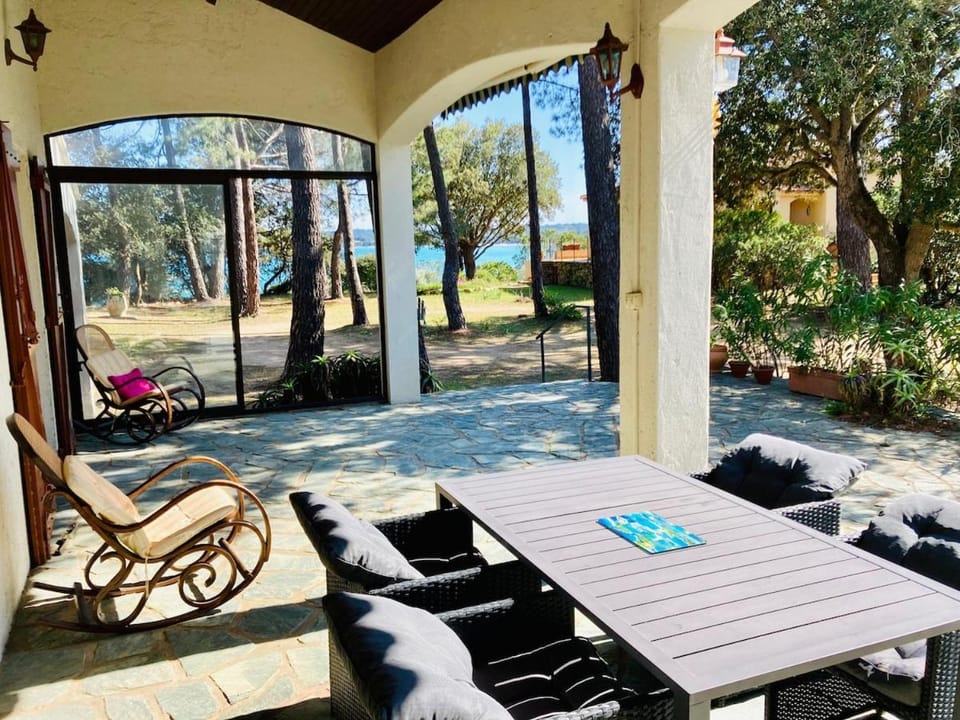 Patio, Sea view