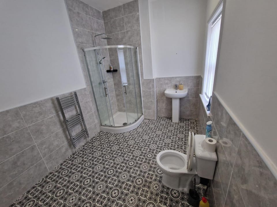 Shelton Old Road Guest house Bed and Breakfast in Stoke-on-Trent