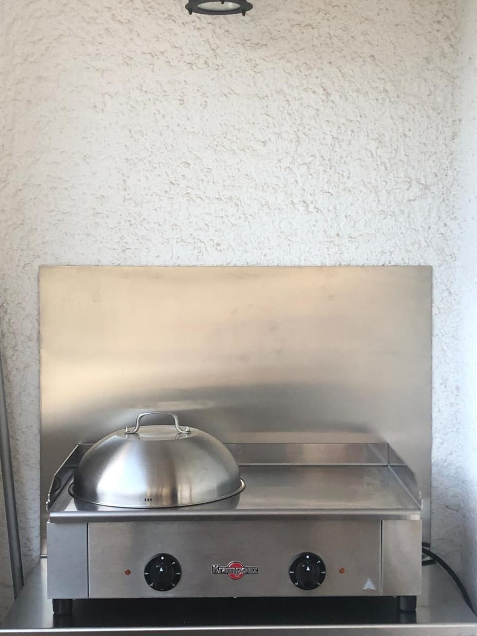 BBQ facilities, BBQ facilities