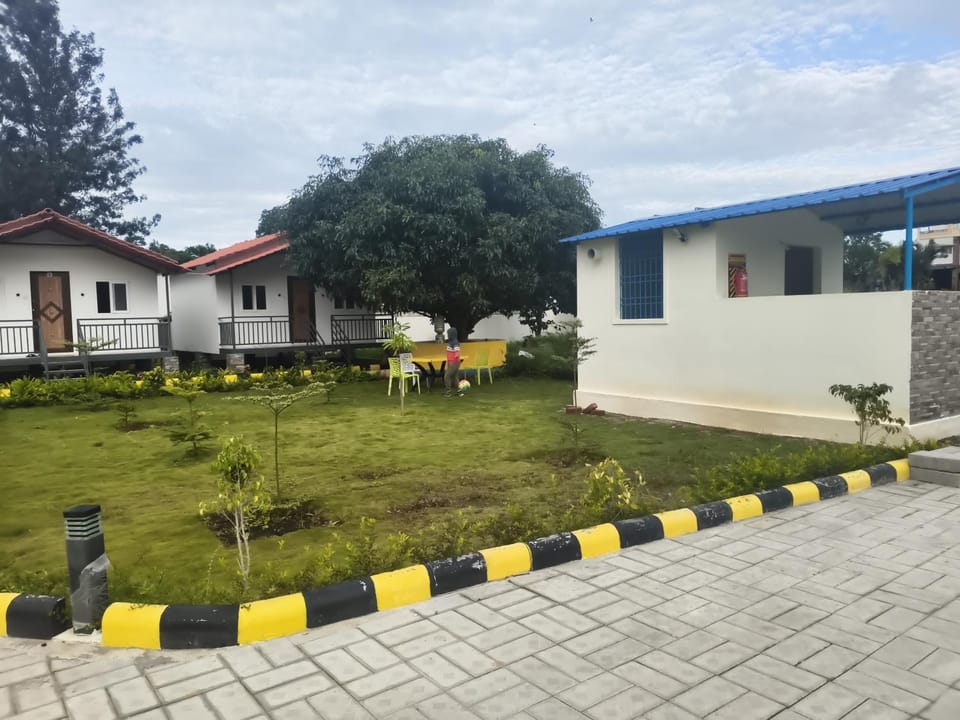 Property building, Garden view