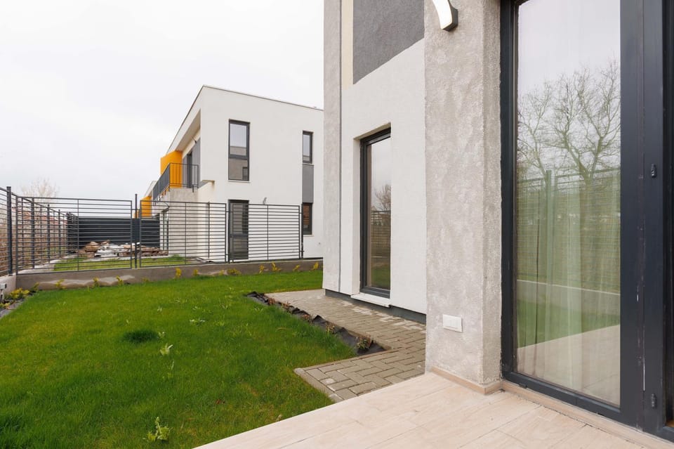 Property building, Garden, Garden view