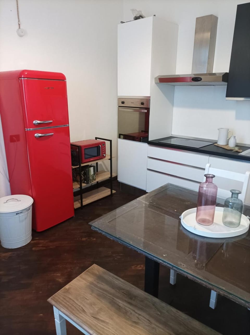 Kitchen or kitchenette, Dining area, oven, pet friendly, stove