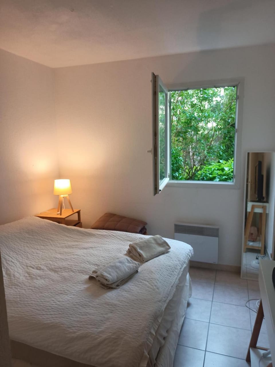 Bed, Bedroom, wardrobe