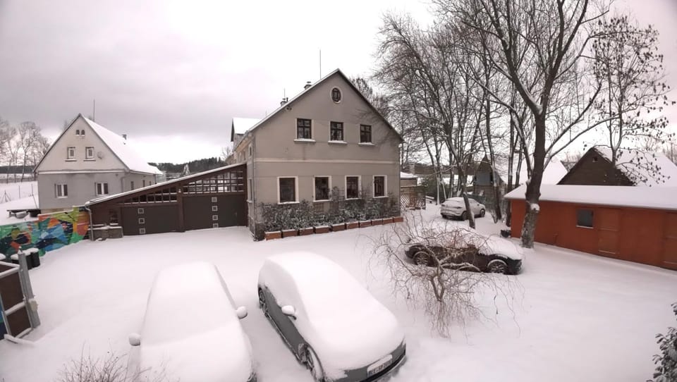 Property building, Winter